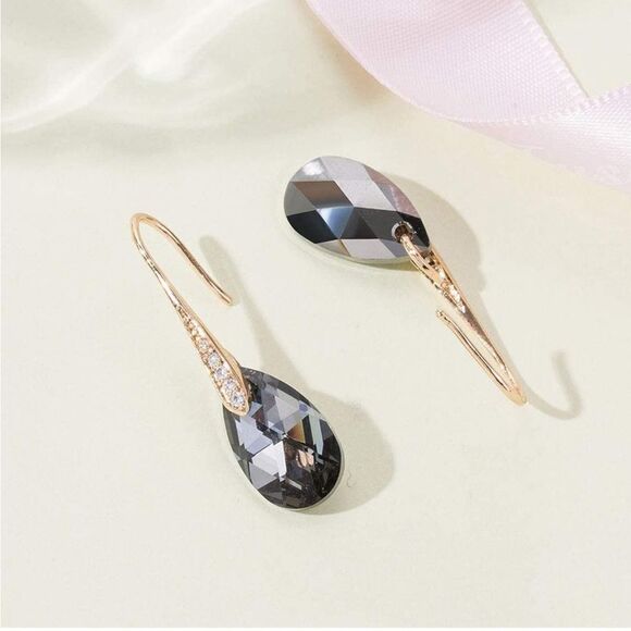 14K Yellow Gold with Charcoal Gray Austrian Crystal Teardrop Drop Hook Earrings - Picture 3 of 6